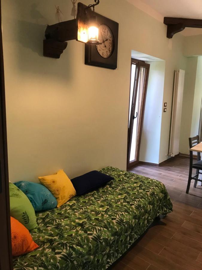 Lilly Bed & Breakfast Сулмона Екстериор снимка